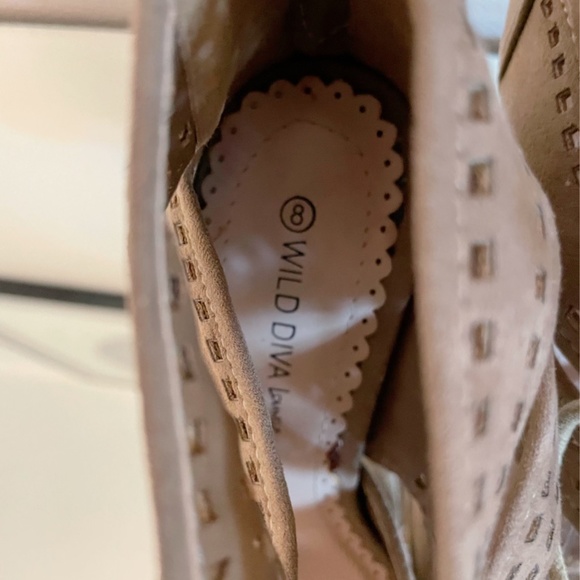 Wild Diva - Peep Toe Lace Up Heel/Sandal - Picture 6 of 7